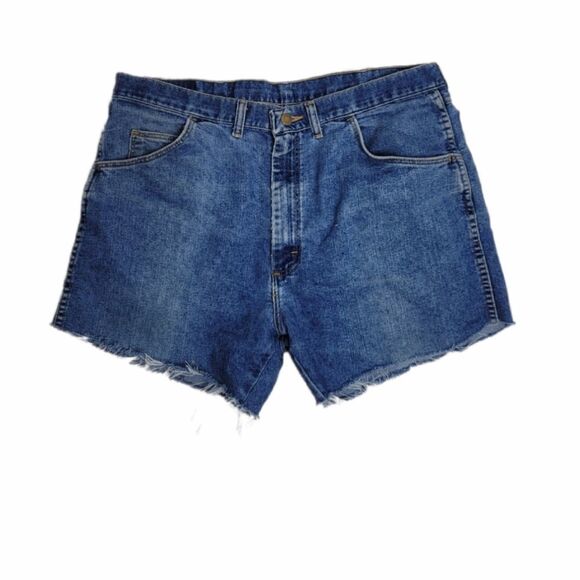 VINTAGE 90s Wrangler distressed cutoff jean shorts XXL - Picture 1 of 12